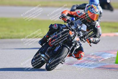 media/Jan-20-2023-Fastrack Riders (Fri) [[f2ad32aba3]]/Private/session 5 turn 13/